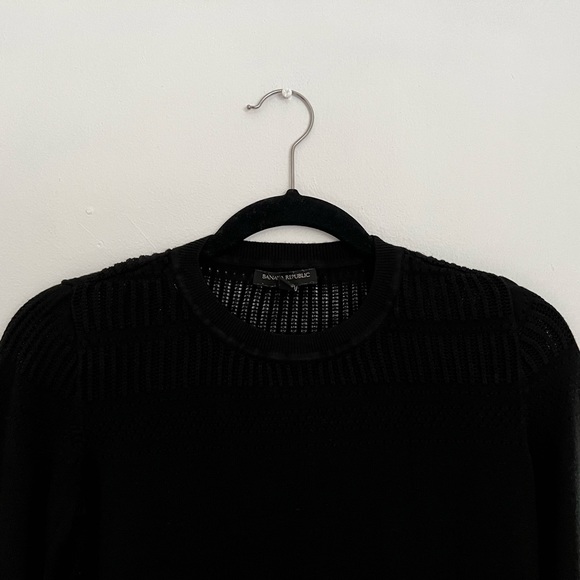 Banana Republic Factory black sweater - Picture 4 of 4